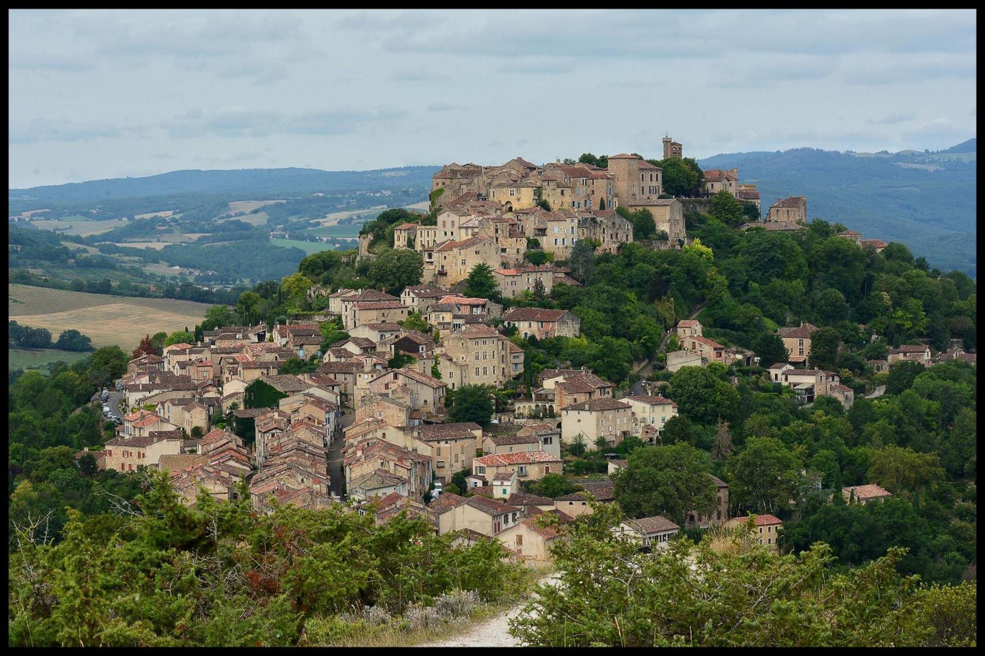 L'Oree Du Ciel Mouzieys-Panens Exterior photo